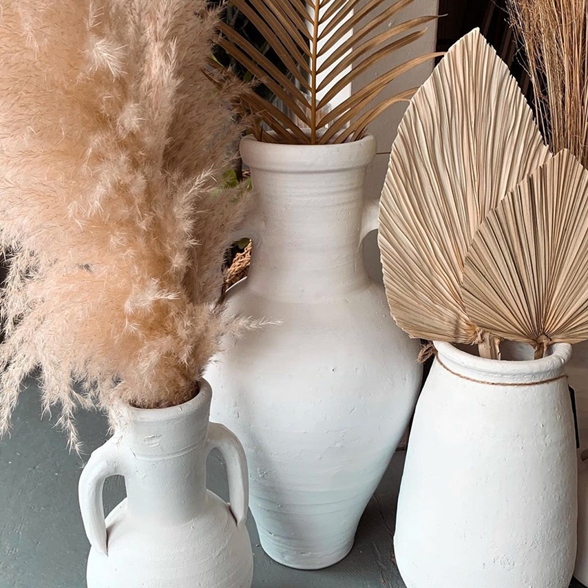 Urns & Vases