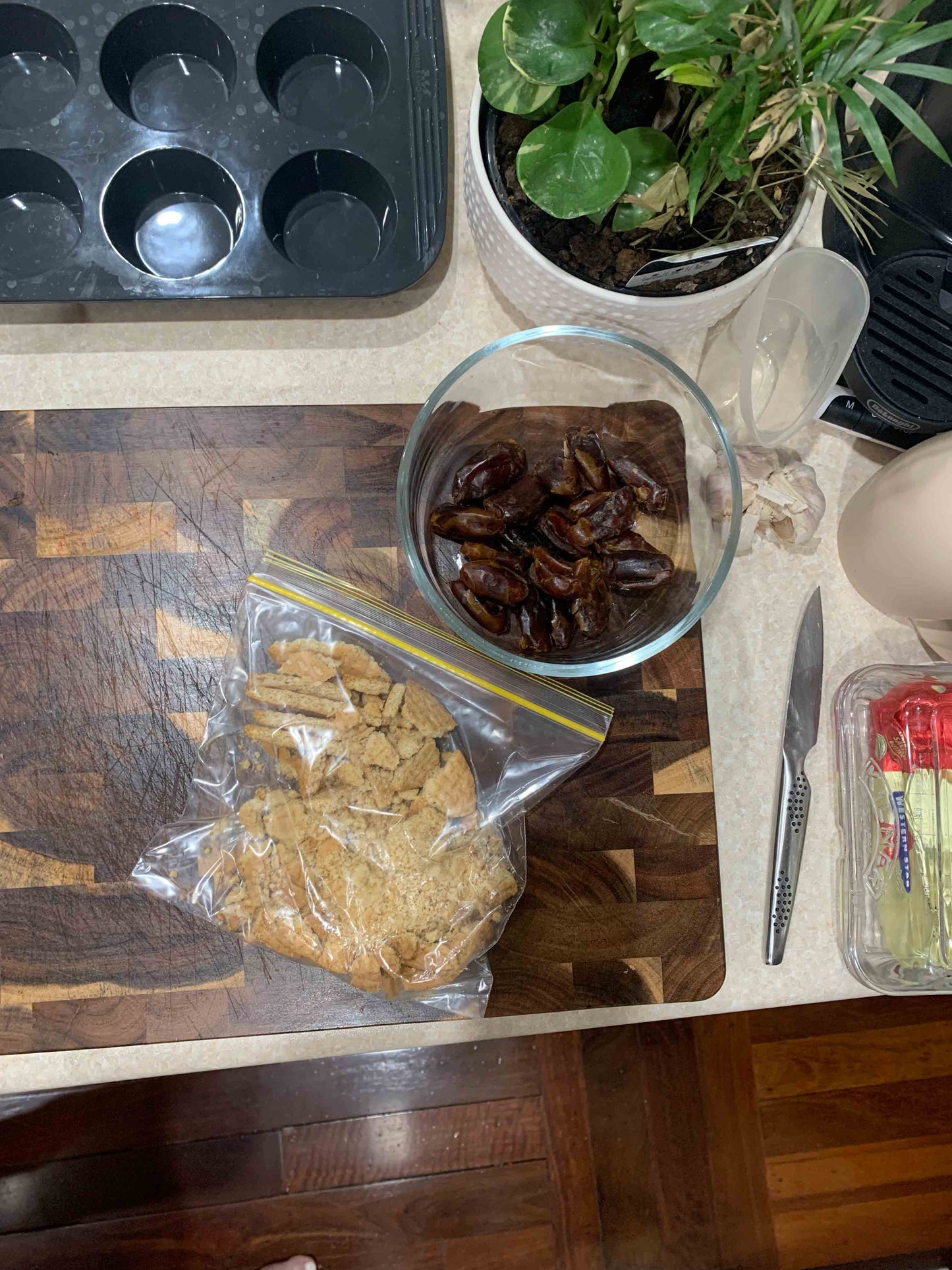 No Bake Salted Caramel Slice